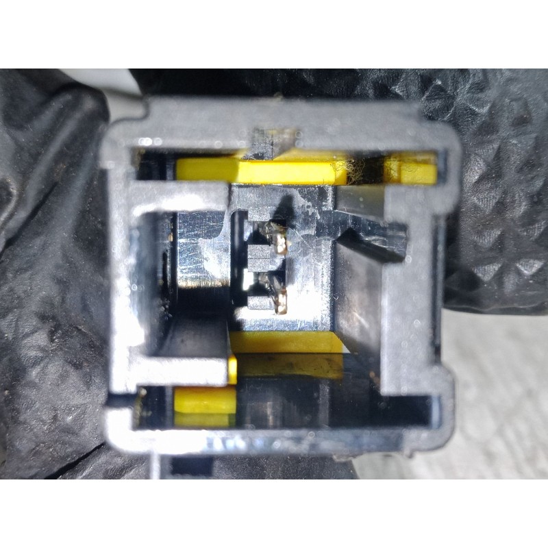 Recambio de anclaje cinturon trasero derecho para citroën c4 picasso i monospace (ud_) 1.6 hdi referencia OEM IAM   