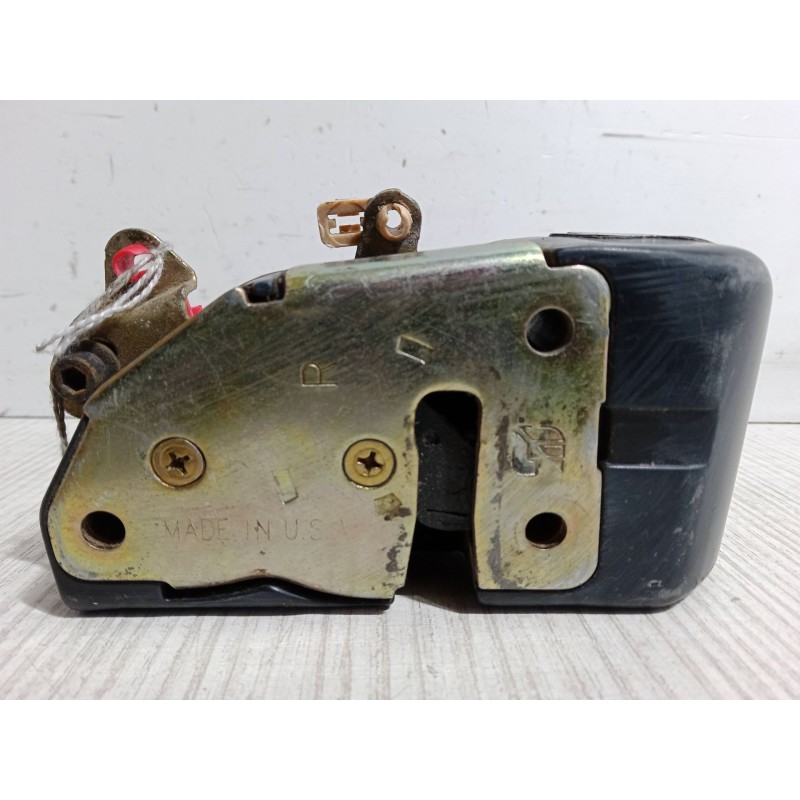 Recambio de cerradura puerta delantera derecha para chrysler voyager / grand voyager iii (gs_, ns_) 2.4 i referencia OEM IAM   