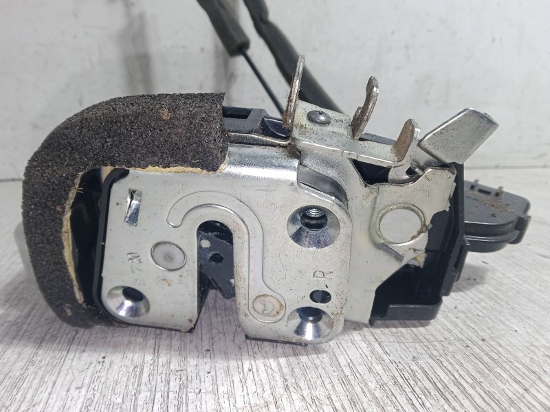 Recambio de cerradura puerta delantera derecha para nissan micra iv (k13k, k13kk) 1.2 referencia OEM IAM   