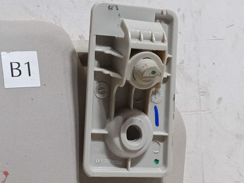 Recambio de parasol derecho para nissan micra iv (k13k, k13kk) 1.2 referencia OEM IAM   