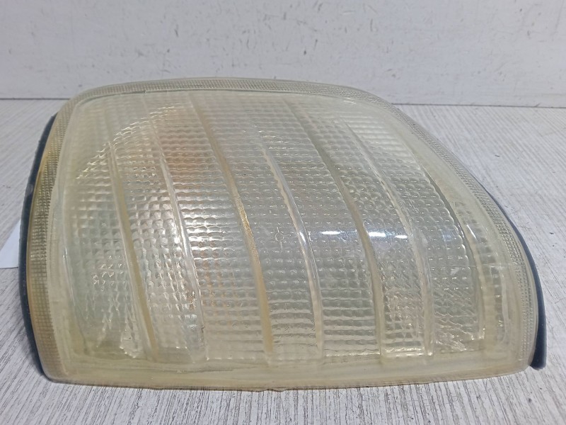 Recambio de intermitente delantero izquierdo para mercedes-benz 124 sedán (w124) 250 d (124.125) referencia OEM IAM   