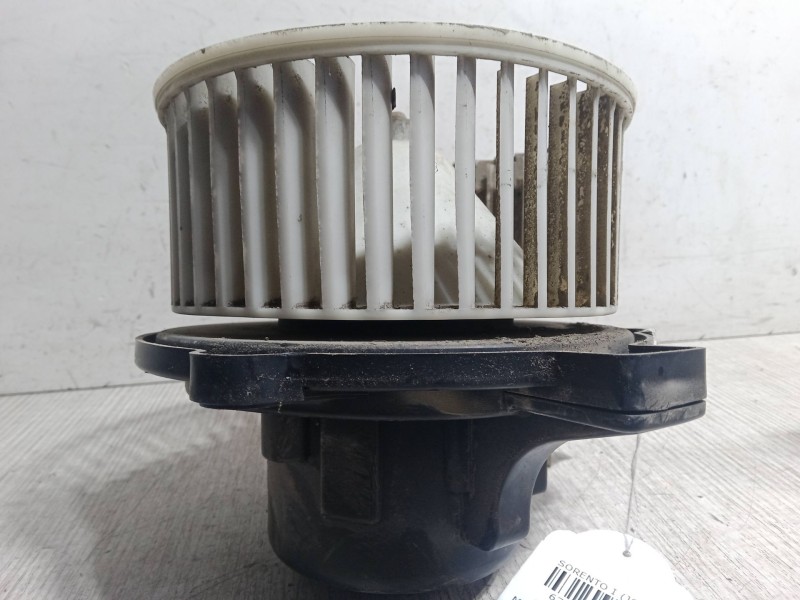 Recambio de motor calefaccion para kia sorento i (jc) 2.5 crdi referencia OEM IAM    Recambio de motor calefaccion para kia sorento i (jc) 2.5 crdi referencia OEM IAM