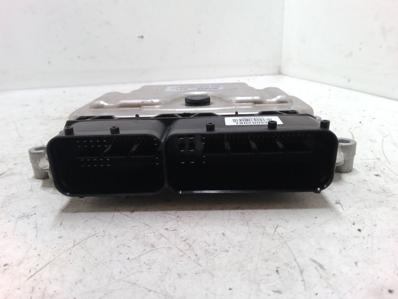 Recambio de centralita motor uce para kia rio iv (yb, sc, fb) 1.0 t-gdi 100 referencia OEM IAM 3912804041  