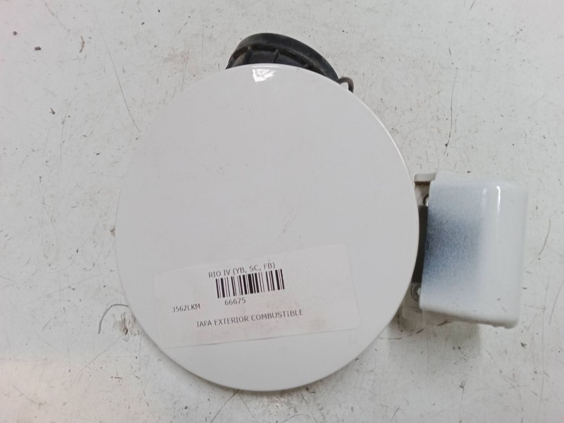 Recambio de tapa exterior combustible para kia rio iv (yb, sc, fb) 1.0 t-gdi 100 referencia OEM IAM   