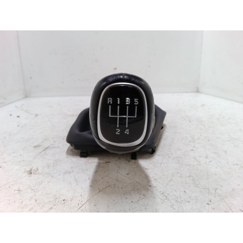 Recambio de pomo palanca cambio para kia rio iv (yb, sc, fb) 1.0 t-gdi 100 referencia OEM IAM   