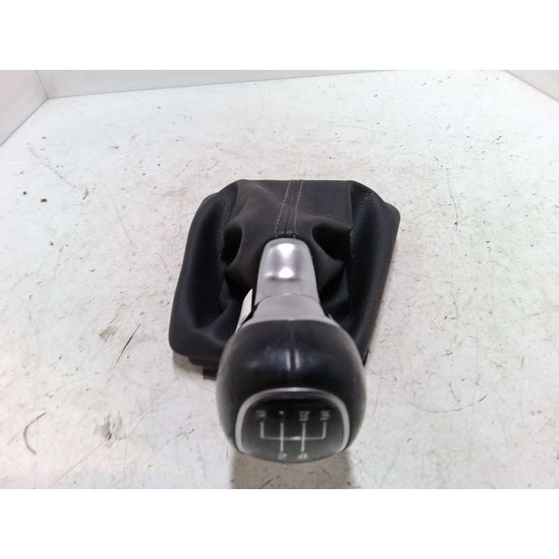 Recambio de pomo palanca cambio para kia rio iv (yb, sc, fb) 1.0 t-gdi 100 referencia OEM IAM   