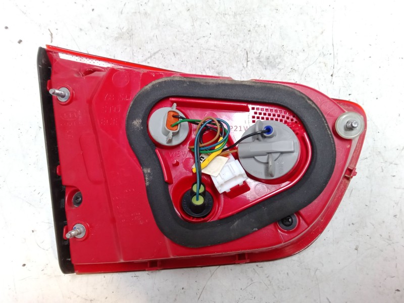 Recambio de piloto trasero porton derecho para kia rio iv (yb, sc, fb) 1.0 t-gdi 100 referencia OEM IAM   