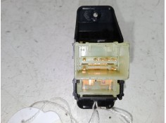 Recambio de mando elevalunas delantero derecho para kia rio iv (yb, sc, fb) 1.0 t-gdi 100 referencia OEM IAM 93575H8000WK   2