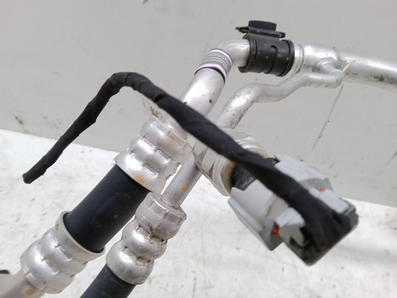Recambio de tubos aire acondicionado para kia rio iv (yb, sc, fb) 1.0 t-gdi 100 referencia OEM IAM   