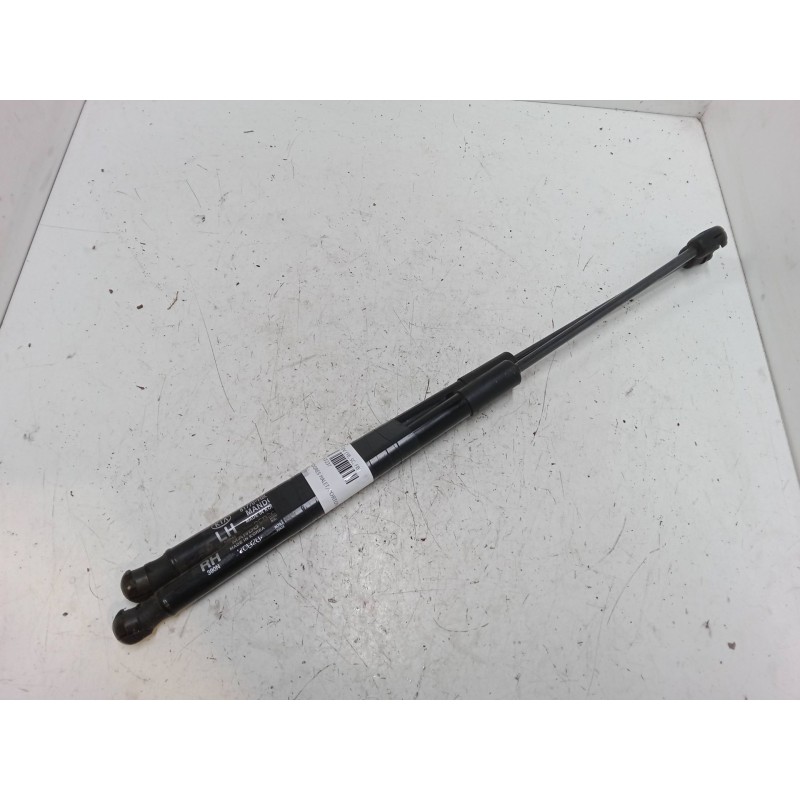 Recambio de amortiguadores malet/porton para kia rio iv (yb, sc, fb) 1.0 t-gdi 100 referencia OEM IAM   