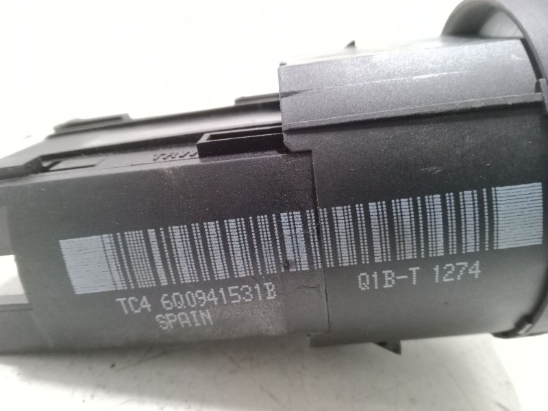 Recambio de conmutador de luces para volkswagen polo iv (9n_, 9a_) 1.4 tdi referencia OEM IAM 6Q0941531B  