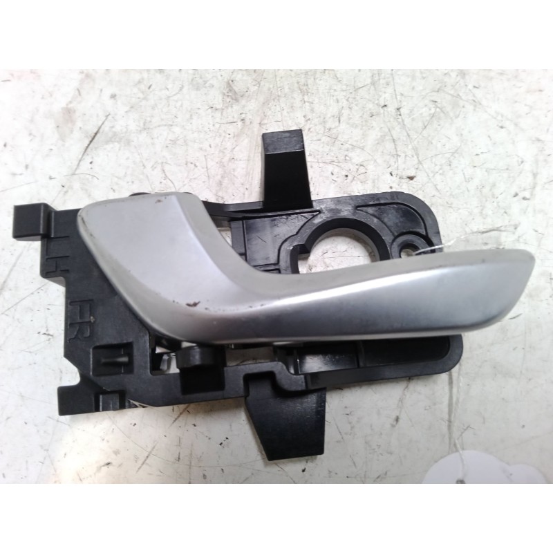 Recambio de maneta interior puerta delantera izquierda para kia rio iv (yb, sc, fb) 1.0 t-gdi 100 referencia OEM IAM   
