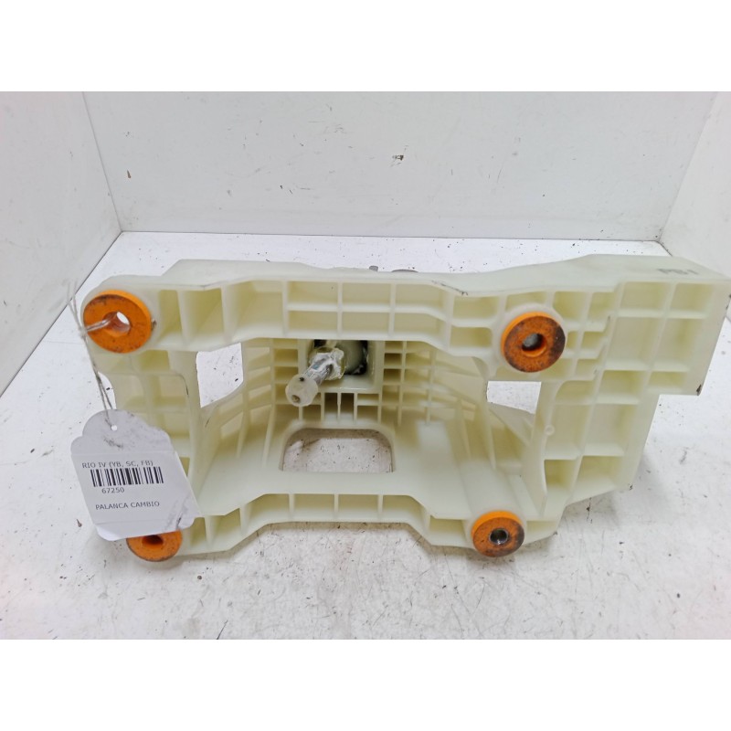 Recambio de palanca cambio para kia rio iv (yb, sc, fb) 1.0 t-gdi 100 referencia OEM IAM   