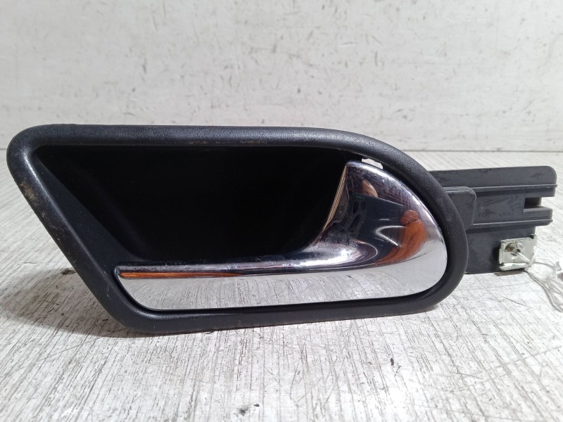 Recambio de maneta interior puerta delantera derecha para volkswagen golf v (1k1) 1.6 referencia OEM IAM    Recambio de maneta interior puerta delantera derecha para volkswagen golf v (1k1) 1.6 referencia OEM IAM