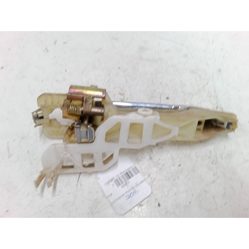 Recambio de maneta exterior puerta delantera izquierda para kia carens iii monospace (un) 2.0 crdi 140 referencia OEM IAM   