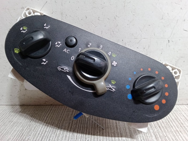 Recambio de mando calefaccion / a/a para dacia sandero 1.2 16v referencia OEM IAM N106278B  