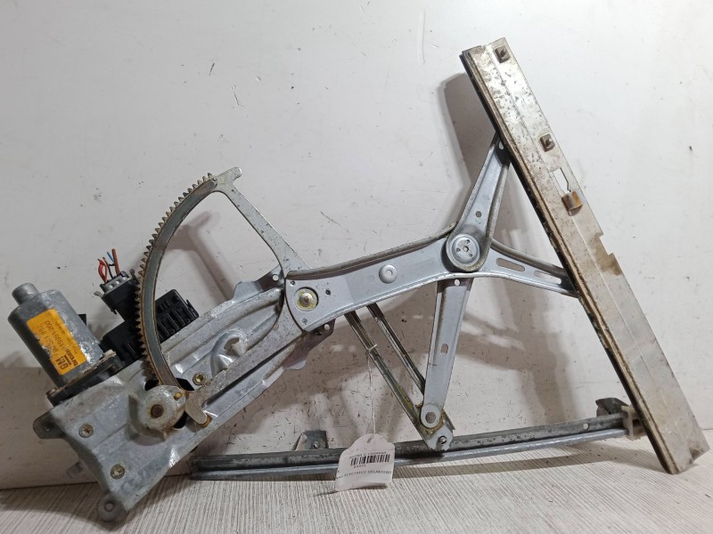 Recambio de elevalunas electrico delantero derecho para opel astra g caravan referencia OEM IAM 90521882   Recambio de elevalunas electrico delantero derecho para opel astra g caravan referencia OEM IAM 90521882