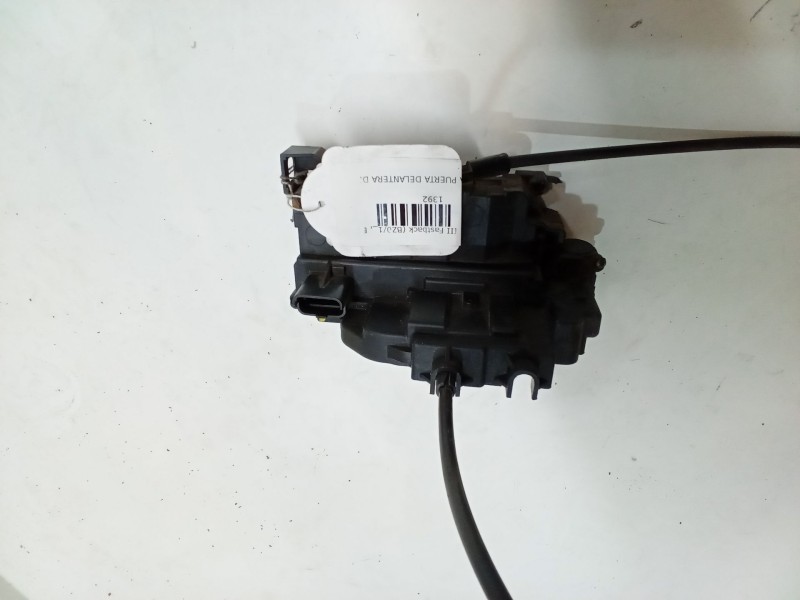 Recambio de cerradura puerta delantera derecha para renault megane iii hatchback (bz0/1_, b3_) 1.5 dci referencia OEM IAM   