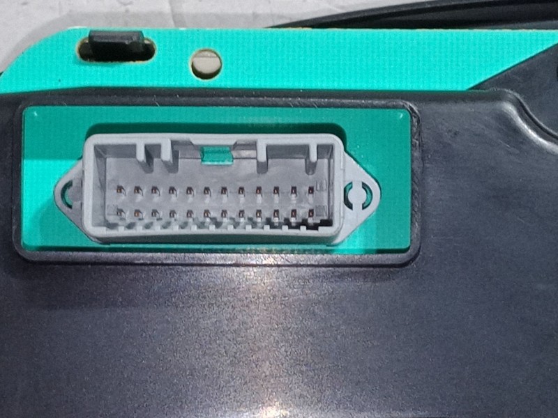 Recambio de cuadro instrumentos para dacia sandero 1.2 16v referencia OEM IAM    Recambio de cuadro instrumentos para dacia sandero 1.2 16v referencia OEM IAM