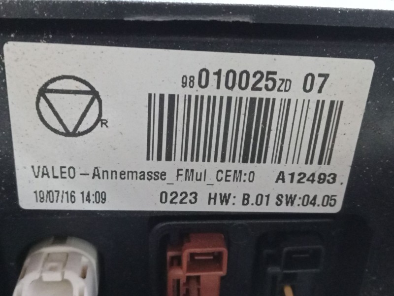 Recambio de pantalla para citroën c4 cactus 1.2 thp 110 referencia OEM IAM 98010025ZD07  