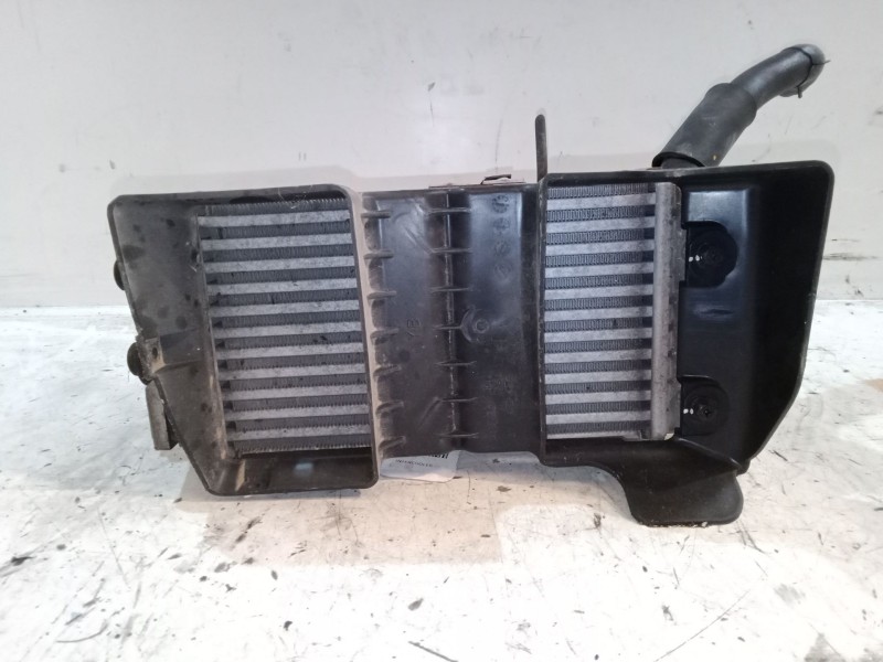 Recambio de intercooler para kia rio iv (yb, sc, fb) 1.0 t-gdi 100 referencia OEM IAM 2827004610  