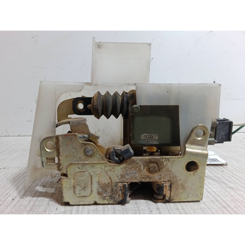 Recambio de cerradura puerta delantera izquierda para renault megane i (ba0/1_) 1.6 e (ba0f, ba0s) referencia OEM IAM   