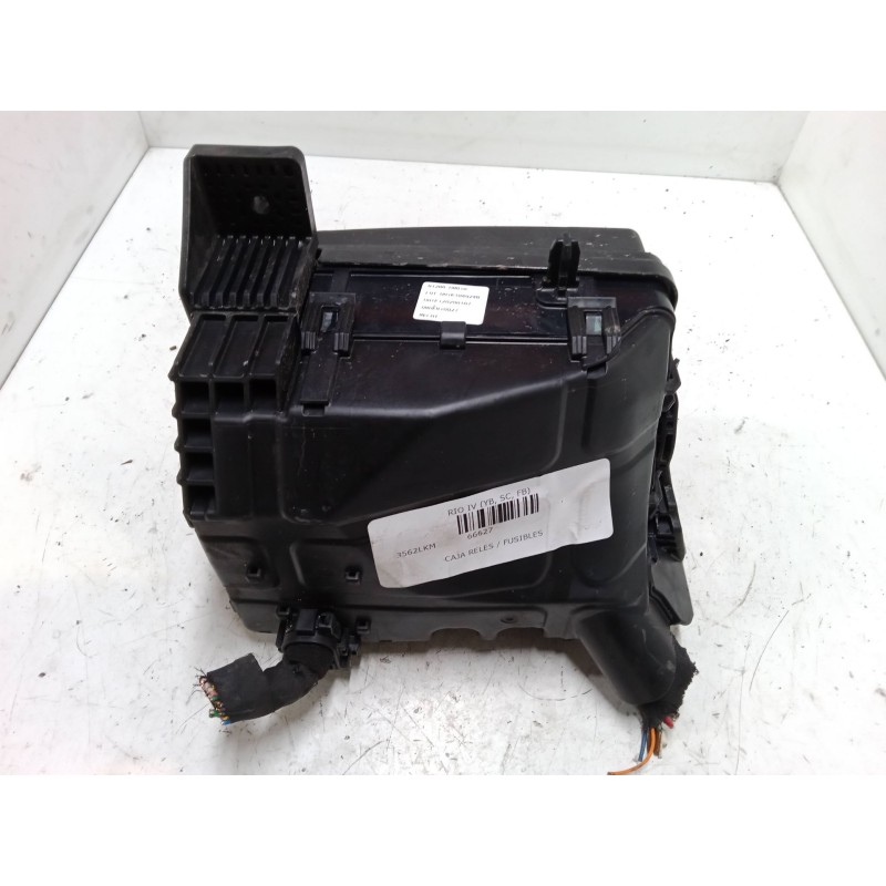 Recambio de caja reles / fusibles para kia rio iv (yb, sc, fb) 1.0 t-gdi 100 referencia OEM IAM   