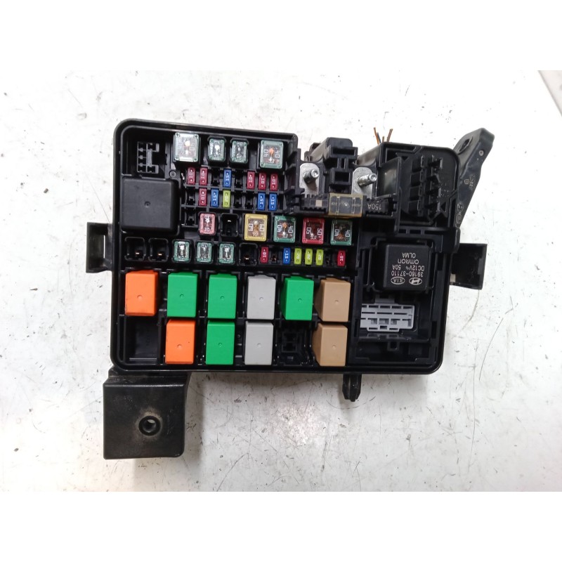 Recambio de caja reles / fusibles para kia rio iv (yb, sc, fb) 1.0 t-gdi 100 referencia OEM IAM   