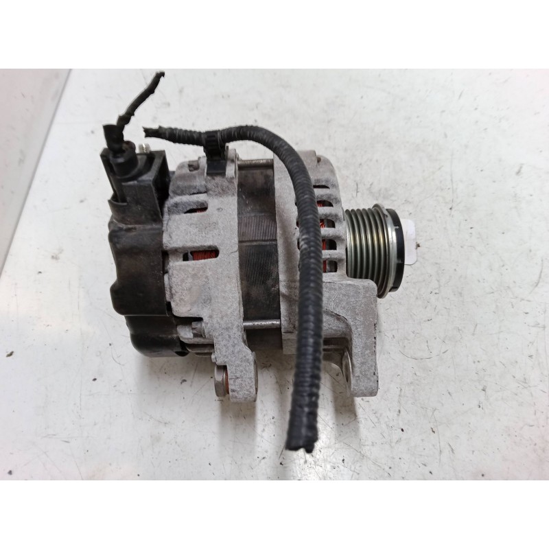 Recambio de alternador para kia rio iv (yb, sc, fb) 1.0 t-gdi 100 referencia OEM IAM 3730004950  