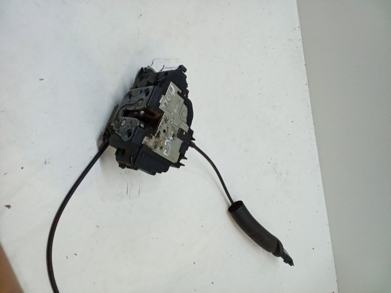 Recambio de cerradura puerta delantera derecha para renault megane iii hatchback (bz0/1_, b3_) 1.5 dci referencia OEM IAM   