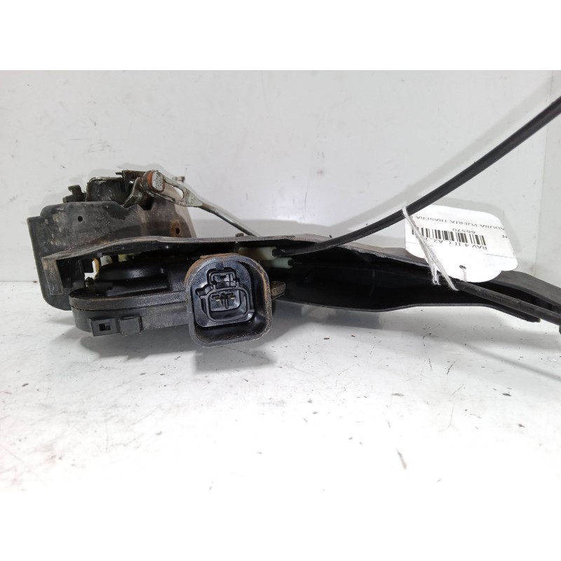 Recambio de cerradura puerta trasera derecha para toyota rav 4 ii (_a2_) 1.8 (zca25_, zca26_) referencia OEM IAM    Recambio de cerradura puerta trasera derecha para toyota rav 4 ii (_a2_) 1.8 (zca25_, zca26_) referencia OEM IAM