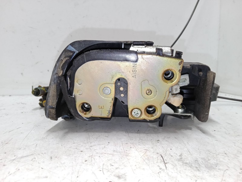 Recambio de cerradura puerta trasera derecha para toyota rav 4 ii (_a2_) 1.8 (zca25_, zca26_) referencia OEM IAM    Recambio de cerradura puerta trasera derecha para toyota rav 4 ii (_a2_) 1.8 (zca25_, zca26_) referencia OEM IAM