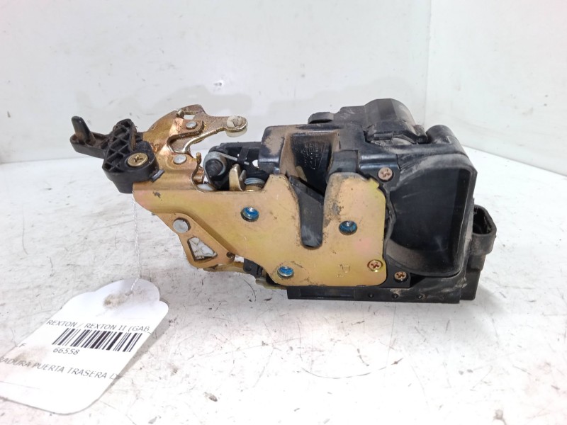 Recambio de cerradura puerta trasera derecha para ssangyong rexton / rexton ii (gab_) 2.7 xdi referencia OEM IAM    Recambio de cerradura puerta trasera derecha para ssangyong rexton / rexton ii (gab_) 2.7 xdi referencia OEM IAM