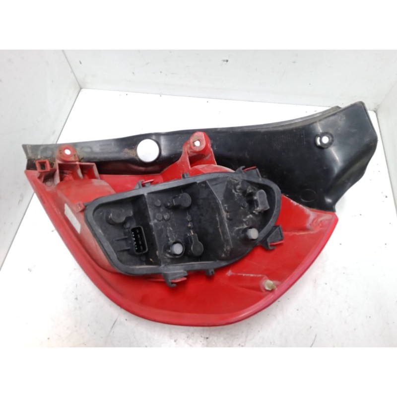 Recambio de piloto trasero izquierdo para renault clio iii (br0/1, cr0/1) 1.5 dci (c/br0g, c/br1g) referencia OEM IAM    Recambio de piloto trasero izquierdo para renault clio iii (br0/1, cr0/1) 1.5 dci (c/br0g, c/br1g) referencia OEM IAM