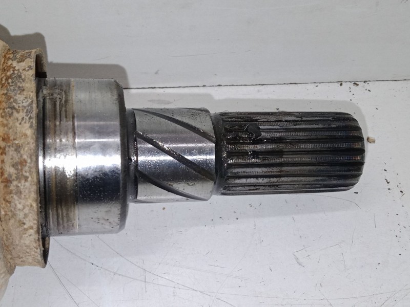 Recambio de transmision trasero izquierdo para renault kangoo (kc0/1_) 1.9 dci 4x4 referencia OEM IAM    Recambio de transmision trasero izquierdo para renault kangoo (kc0/1_) 1.9 dci 4x4 referencia OEM IAM