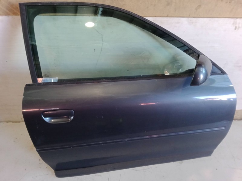 Recambio de puerta delantera derecha para audi a3 (8l1) 1.9 tdi referencia OEM IAM    Recambio de puerta delantera derecha para audi a3 (8l1) 1.9 tdi referencia OEM IAM