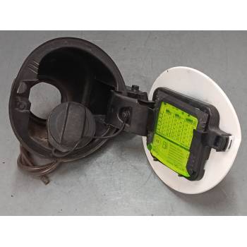 TAPA EXTERIOR COMBUSTIBLE 6V6809999B 