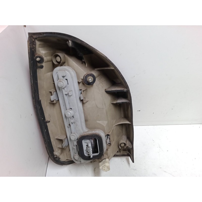 Recambio de piloto trasero derecho para opel zafira a monospace (t98) 2.0 dti 16v (f75) referencia OEM IAM   