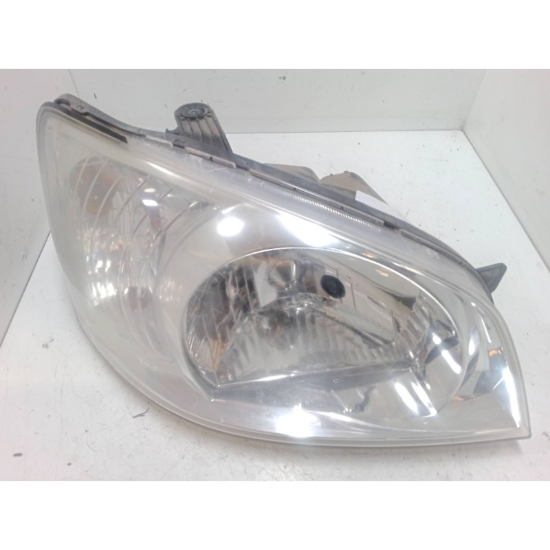 Recambio de faro derecho para hyundai getz (tb) 1.3 i referencia OEM IAM   