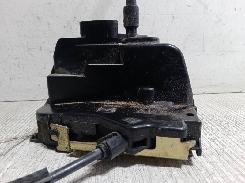 Recambio de cerradura puerta trasera derecha para nissan primera (p12) 2.2 di referencia OEM IAM   