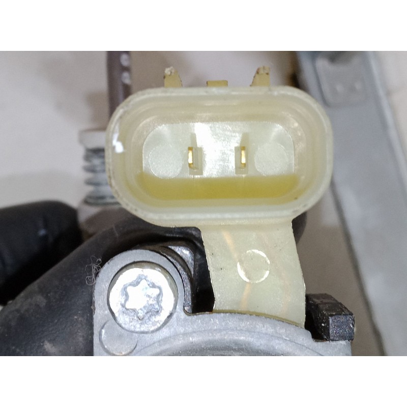 Recambio de elevalunas electrico trasero derecho para kia rio iv (yb, sc, fb) 1.0 t-gdi 100 referencia OEM IAM   