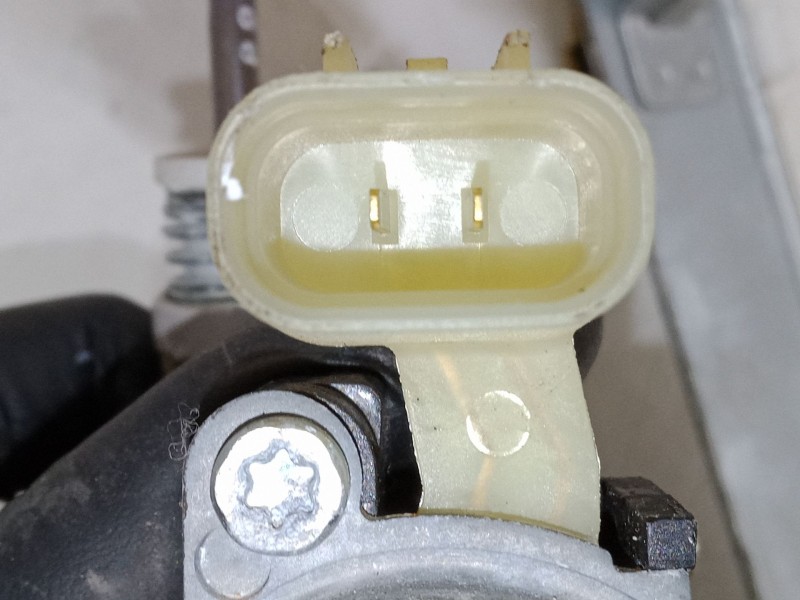 Recambio de elevalunas electrico trasero derecho para kia rio iv (yb, sc, fb) 1.0 t-gdi 100 referencia OEM IAM   