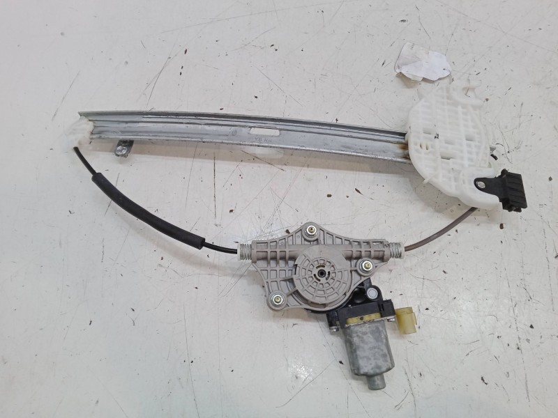 Recambio de elevalunas electrico trasero derecho para kia rio iv (yb, sc, fb) 1.0 t-gdi 100 referencia OEM IAM   
