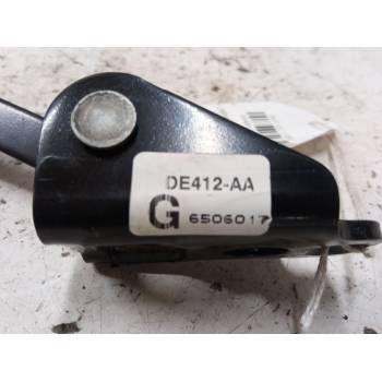ANCLAJE CINTURON TRASERO IZQUIERDO DE412AA 