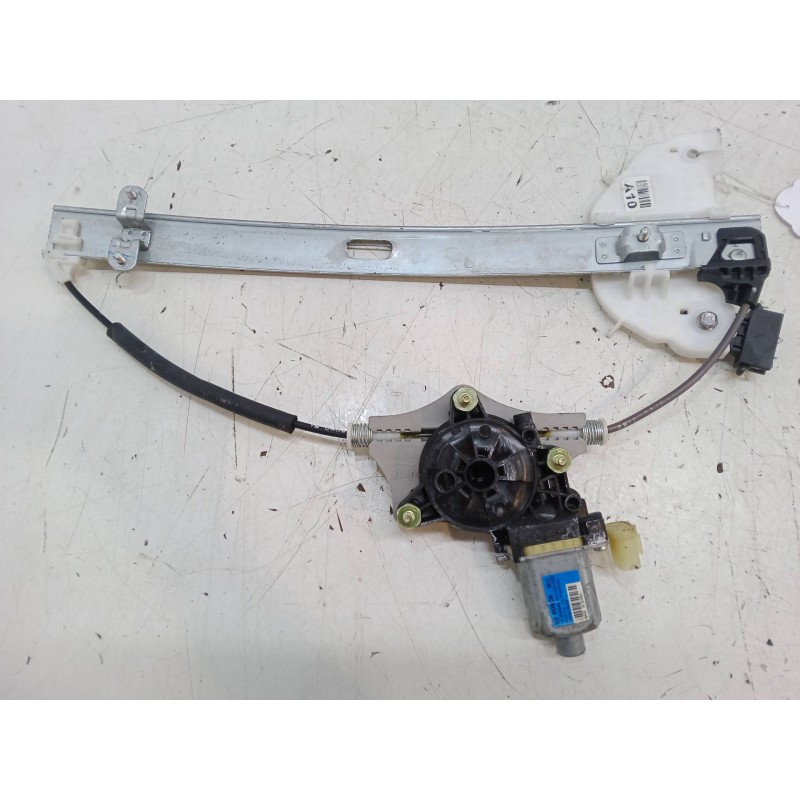 Recambio de elevalunas electrico trasero izquierdo para kia rio iv (yb, sc, fb) 1.0 t-gdi 100 referencia OEM IAM   