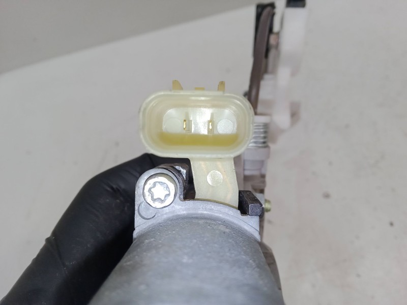 Recambio de elevalunas electrico trasero izquierdo para kia rio iv (yb, sc, fb) 1.0 t-gdi 100 referencia OEM IAM   