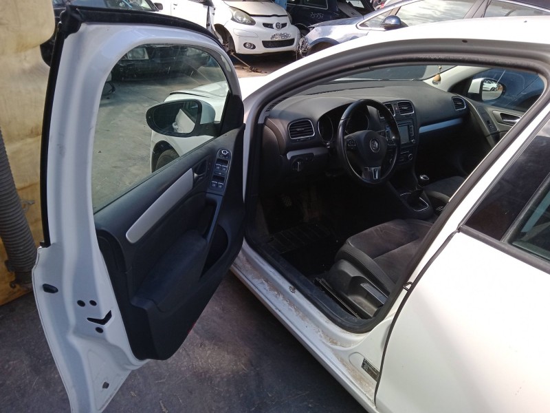 volkswagen golf vi (5k1) del año 2009