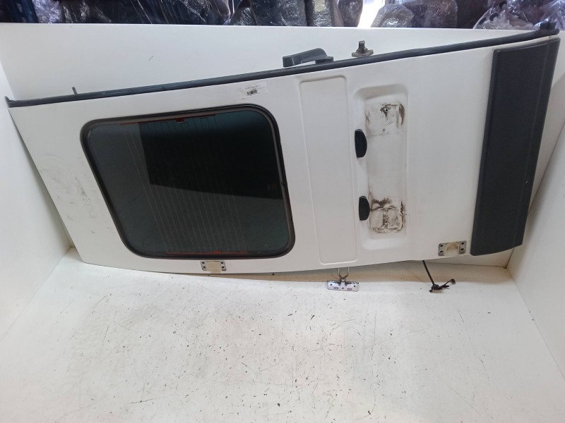 Recambio de porton trasero izquierdo para peugeot boxer autobús (244, z_) 2.8 hdi referencia OEM IAM    Recambio de porton trasero izquierdo para peugeot boxer autobús (244, z_) 2.8 hdi referencia OEM IAM