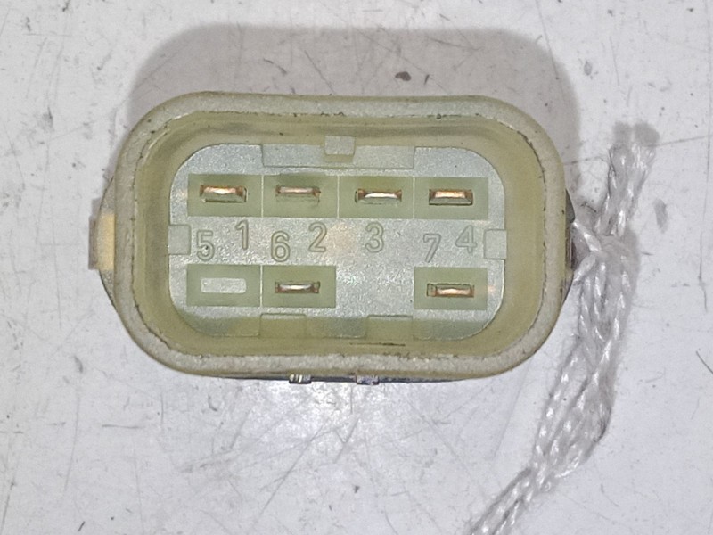 Recambio de mando elevalunas delantero derecho para ford focus i (daw, dbw) 2.0 16v referencia OEM IAM    Recambio de mando elevalunas delantero derecho para ford focus i (daw, dbw) 2.0 16v referencia OEM IAM