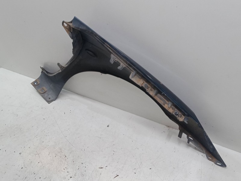 Recambio de aleta delantera izquierda para peugeot 307 (3a/c) 1.6 hdi 110 referencia OEM IAM   